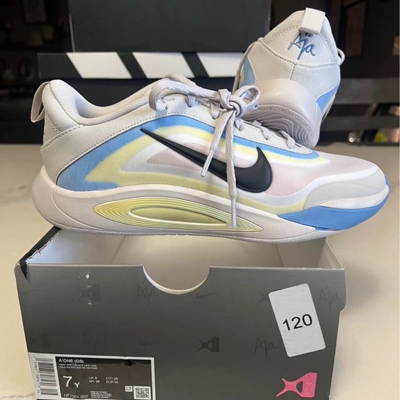 Nike A’ ONE GREY/black/LIME  Sneakers - Picture 2 of 5